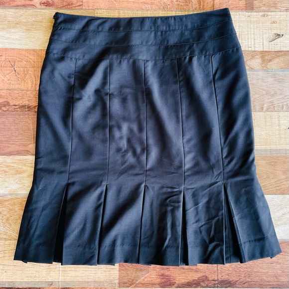 Club Monaco Black Slim Peplum Skirt Size 8 - Picture 7 of 11